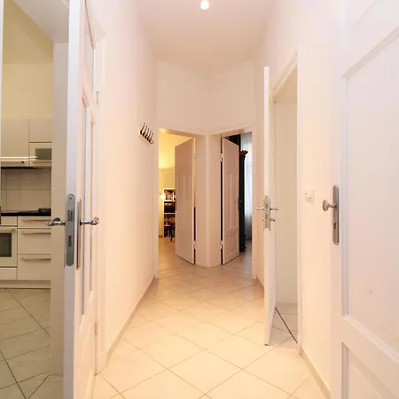 Haus Fortuna 1 - Luv Appartement