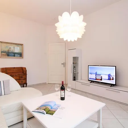 Haus Fortuna 1 - Luv Appartement